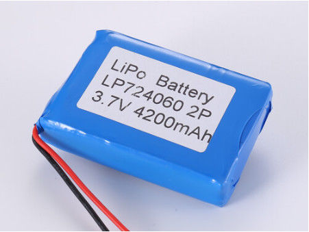 LP724060 3.7V 4200MAH Baterai Li-ion untuk aplikasi industri dengan arus pelepasan 1C